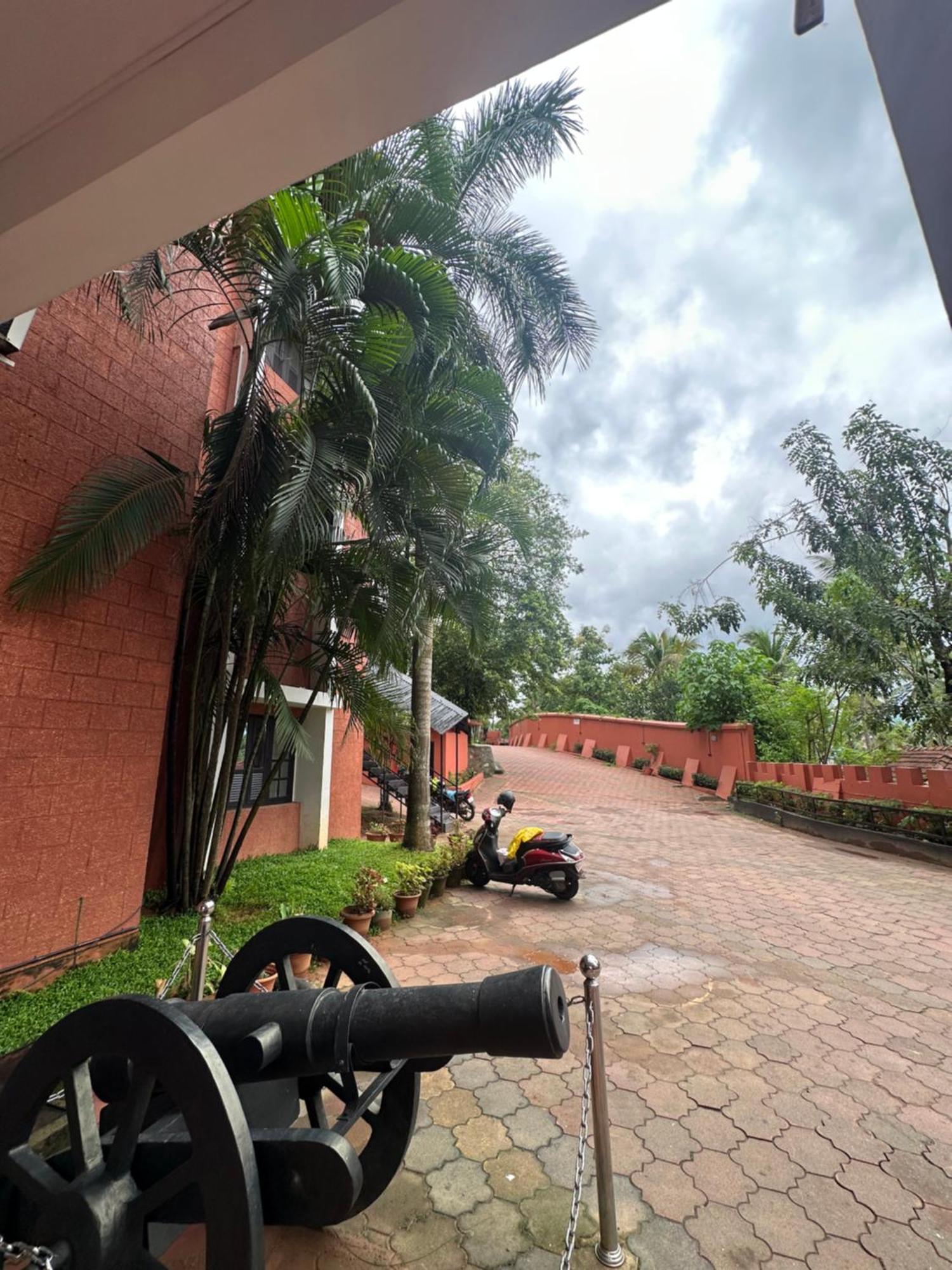 Gd International Redfort Nilambūr Exterior foto